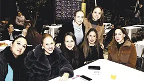 ALEGR&Iacute;A ENTRE AMIGOS