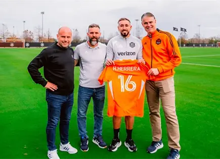 H&eacute;ctor Herrera vuelve al Dynamo