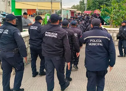 Aumentar&aacute;n salario a polic&iacute;as municipales