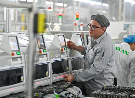 Industriales ven oportunidad en obras e inversi&oacute;n