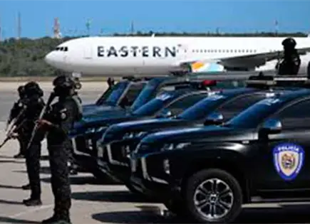 Llega a Venezuela vuelo con migrantes deportados