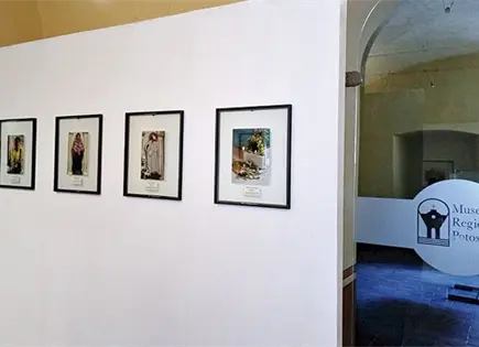 Muestra fotogr&aacute;fica de altar t&eacute;enek enek 