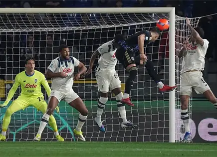 Pisa logra inusual gol en casa para empatar