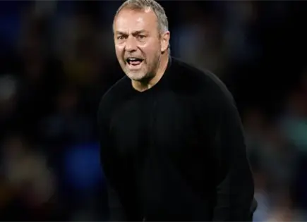 Flick se escuda en el arbitraje tras otra ca&iacute;da del Bar&ccedil;a