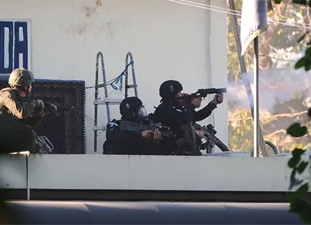 Asesinan pandilleros a polic&iacute;as en c&aacute;rcel