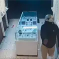 Video | Perpetran un violento asalto en Joyer&iacute;a Rubens