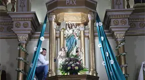 Bajan imagen de Virgen de La Paz