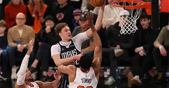Flagg y Mavericks hunden a los Knicks 114-97