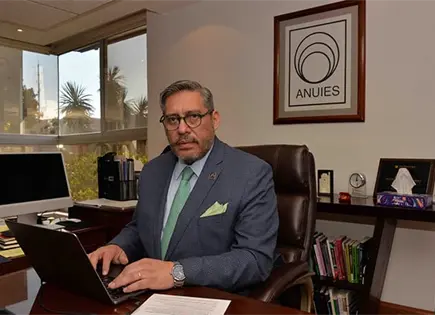 Ning&uacute;n rector se encuentra a salvo en el pa&iacute;s