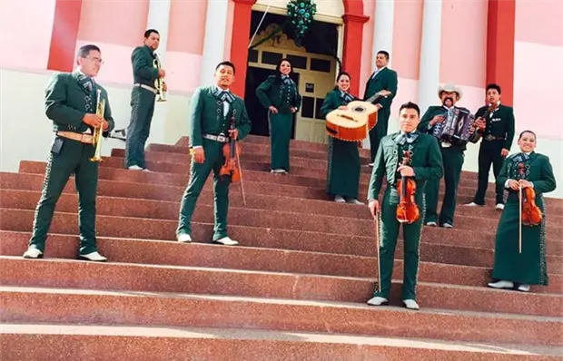 Organizan el primer encuentro del mariachi