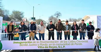Ricardo Gallardo impulsa pavimentaciones en V. de Reyes