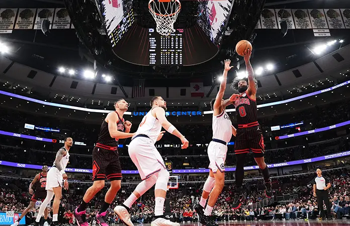 Bulls apalean a los Clippers
