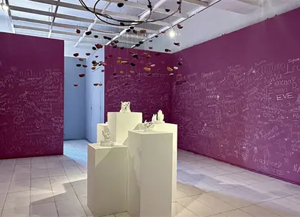 Charla Las voces que sostienen la obra