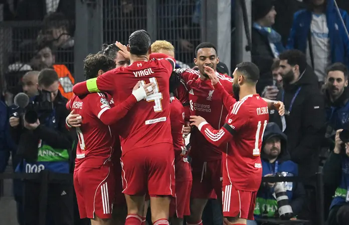 Liverpool, Newcastle y Chelsea se afianzan