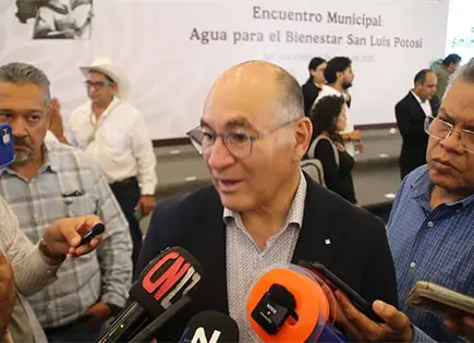 Llaman a comerciantes a refrendar sus licencias Llaman a comerciantes a refrendar sus licencias