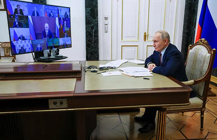 Observa Rusia con cautela tensiones EU-Europa