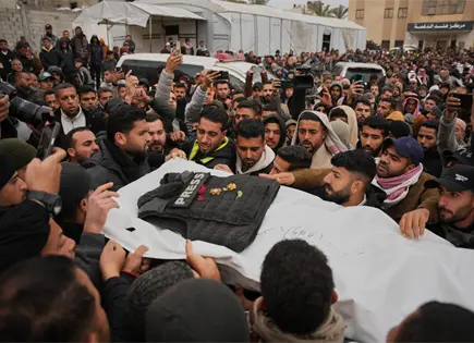 Palestinos en Gaza buscan ayuda en invierno tras conflicto con Israel Palestinos en Gaza buscan ayuda en invierno tras conflicto con Israel