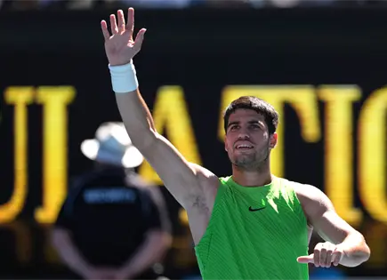 Carlos Alcaraz vence en partido de tercera ronda en Abierto de Australia