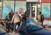 Agentes de ICE matan a hombre en Mine&aacute;polis