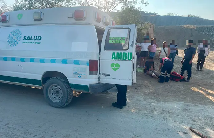 Joven se lesiona una pierna en accidente