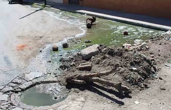 Persisten los hundimientos en el colector de El Saucito