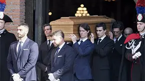 VALENTINO SU &Uacute;LTIMO ADI&Oacute;S EN ROMA