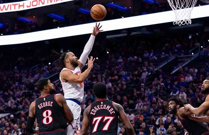 Apretado triunfo de Knicks sobre Sixers