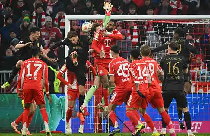 Sorpresivo Augsburg derrota al Bayern