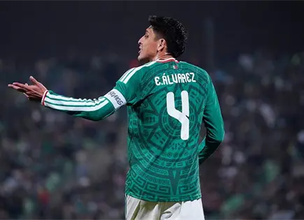 Edson &Aacute;lvarez enciende alarmas