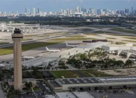 Evacuaci&oacute;n en Aeropuerto de Miami por Objeto Sospechoso