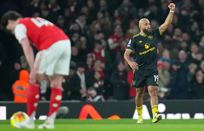Manchester United doblega al Arsenal