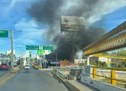 Sofocan incendio en predio de R&iacute;o Santiago y avenida Mu&ntilde;oz