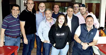 AFICIONADOS AL DOMIN&Oacute;