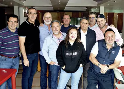 AFICIONADOS AL DOMIN&Oacute;