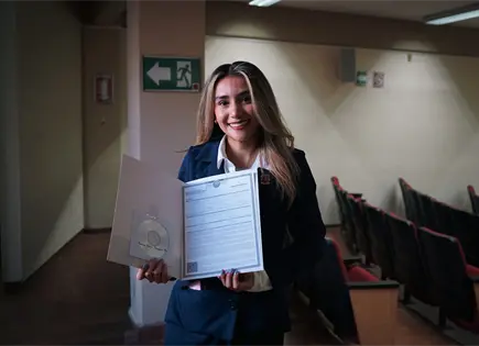 Becene entrega nuevos docentes al sistema educativo
