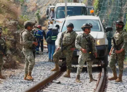 Detienen a maquinista del Tren interoceánico tras descarrilamiento Detienen a maquinista del Tren interoceánico tras descarrilamiento