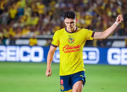 Israel Reyes causa baja en el Am&eacute;rica