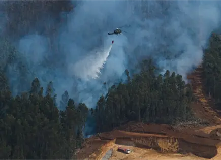 Presidente Gabriel Boric lidera entrega de viviendas de emergencia en Chile