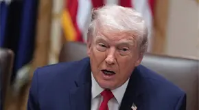 Trump amenaza a Ir&aacute;n: acuerdo o acci&oacute;n militar