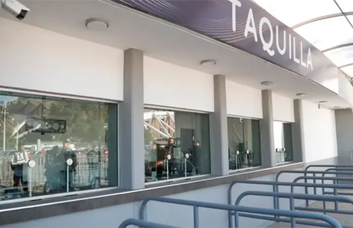 Fans de BTS denuncian posible colusión con revendedores en conciertos