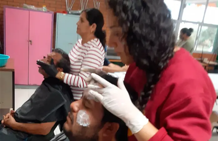 Invita el ICAt a curso de barbería