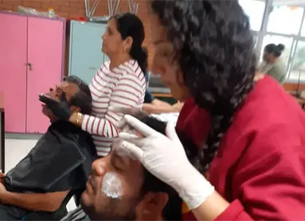 Invita el ICAt a curso de barber&iacute;a