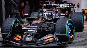 Lando Norris estrena el McLaren en Barcelona