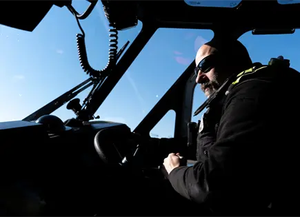 Socorristas y familias recuerdan tragedia a&eacute;rea cerca de DC