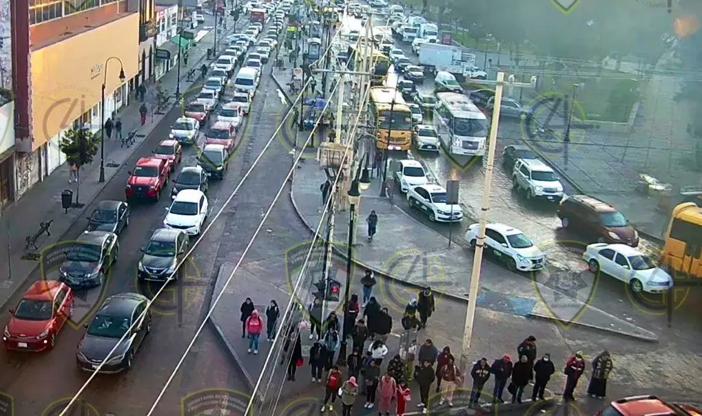 Tráfico pesado complica la movilidad en la capital