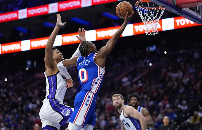 Agónico triunfo de 76ers sobre Kings