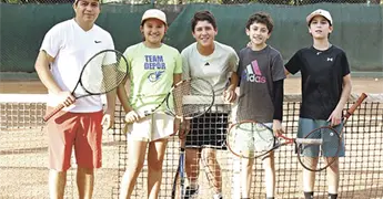DESTREZA Y ENTREGA EN LA CANCHA