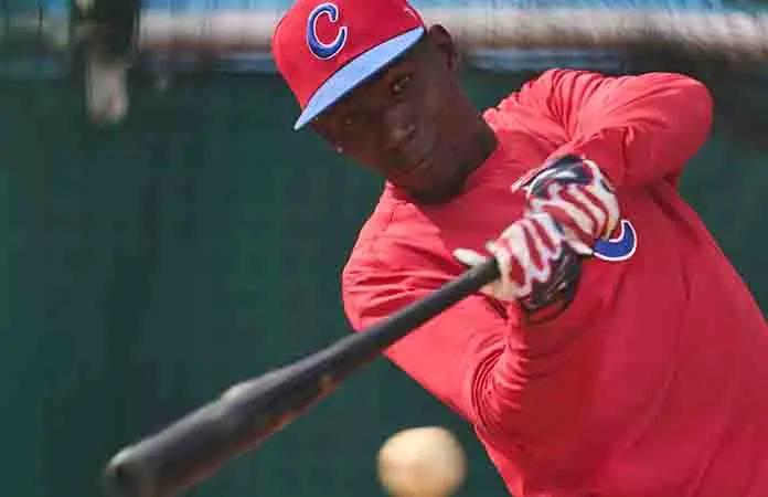 Esperan cubanos sacar visas para Clásico Mundial