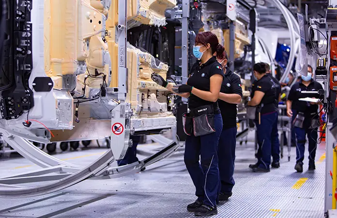 México libra la recesión en 2025