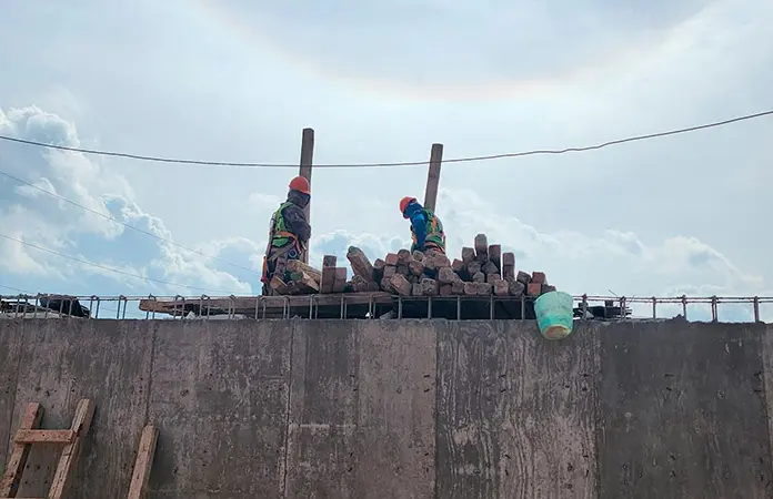 Puente elevado del Circuito Potosí apenas con avances del 55 %